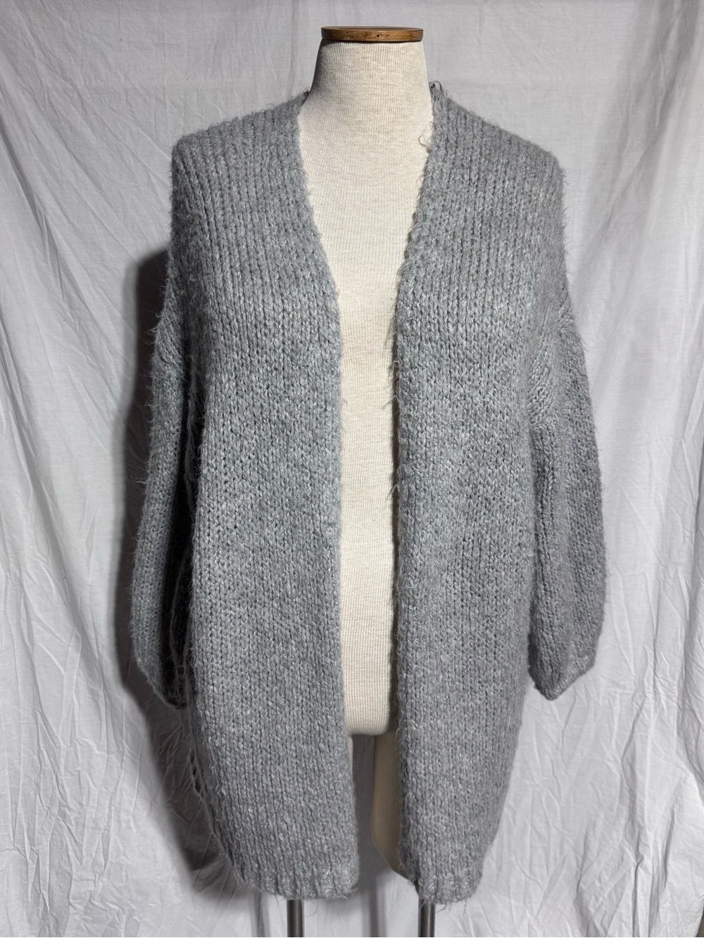 aerie gray balloon sleeve chunky knit long open caridgan Size XL